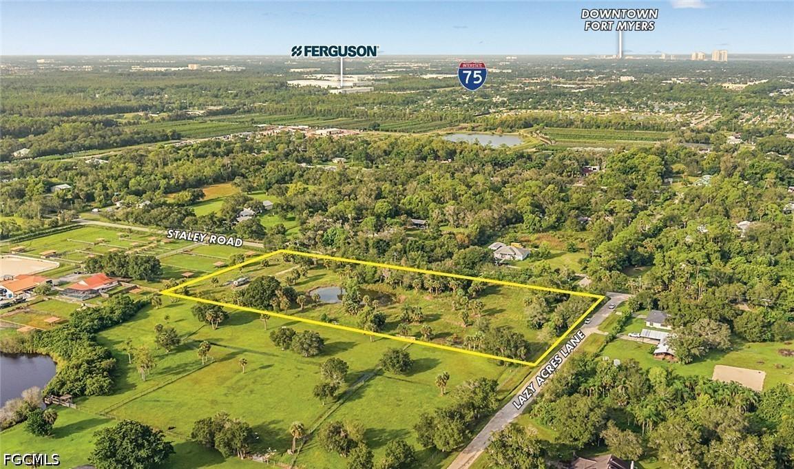 11030 Lazy Acres Ln., Fort Myers, FL 33905