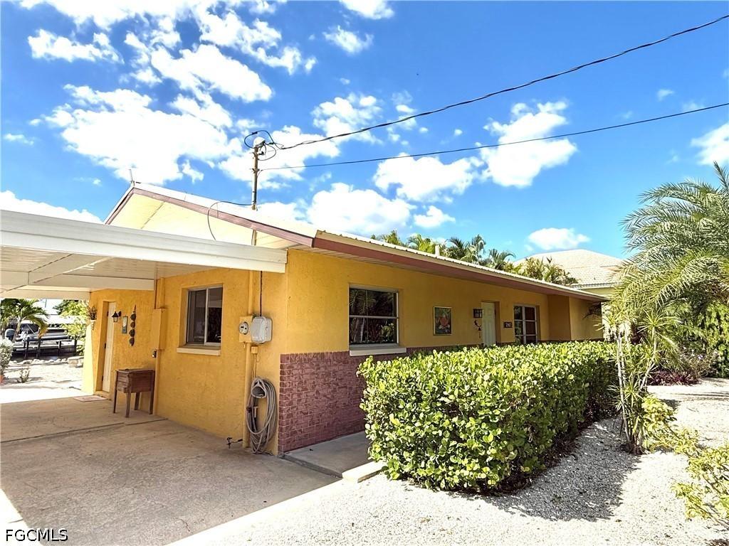 2963 Cussell Dr., St James City, FL 33956