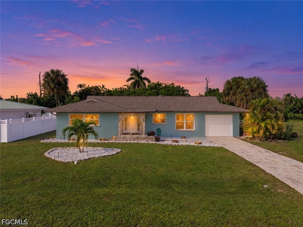 5210 Sunnybrook Ct., Cape Coral, FL 33904