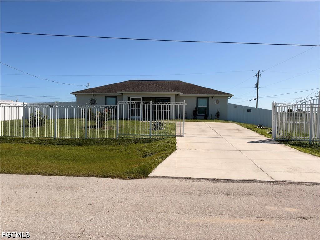 9001 N Indio Cir., Labelle, FL 33935