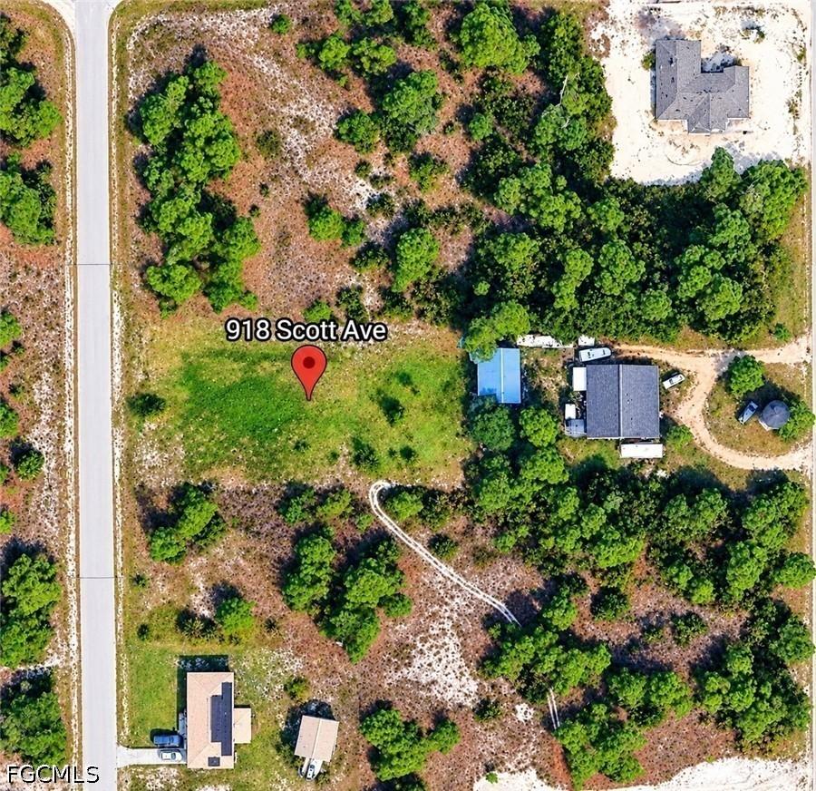 918 Scott Ave., Lehigh Acres, FL 33972