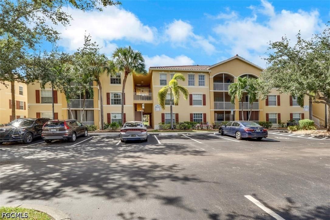 4113 Residence Dr. #217, Fort Myers, FL 33901