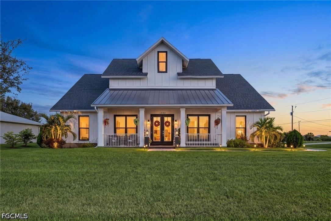 1305 NW 10th Ter., Cape Coral, FL 33993