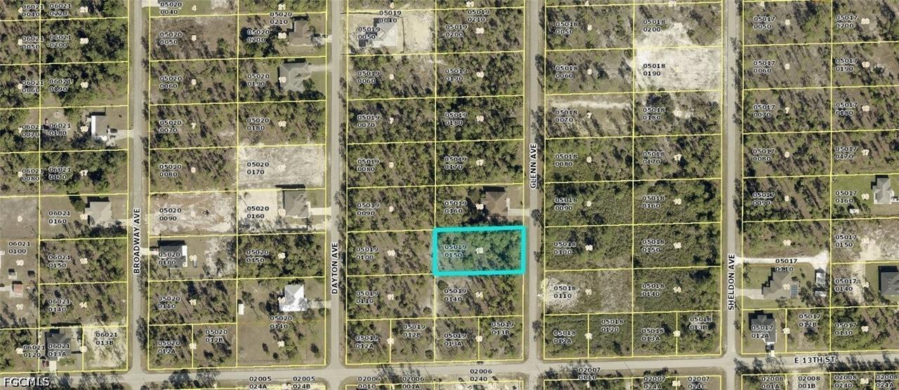 1305 Glenn Ave., Lehigh Acres, FL 33972