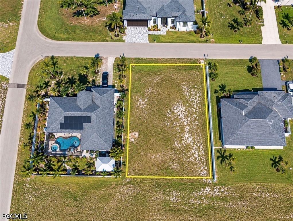 3520 NW 15th Ln., Cape Coral, FL 33993