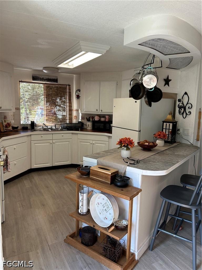8065 Ebson Dr., North Fort Myers, FL 33917