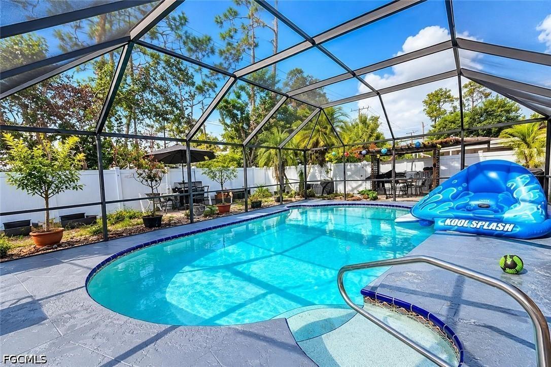 2267 Aldridge Ave., Fort Myers, FL 33907
