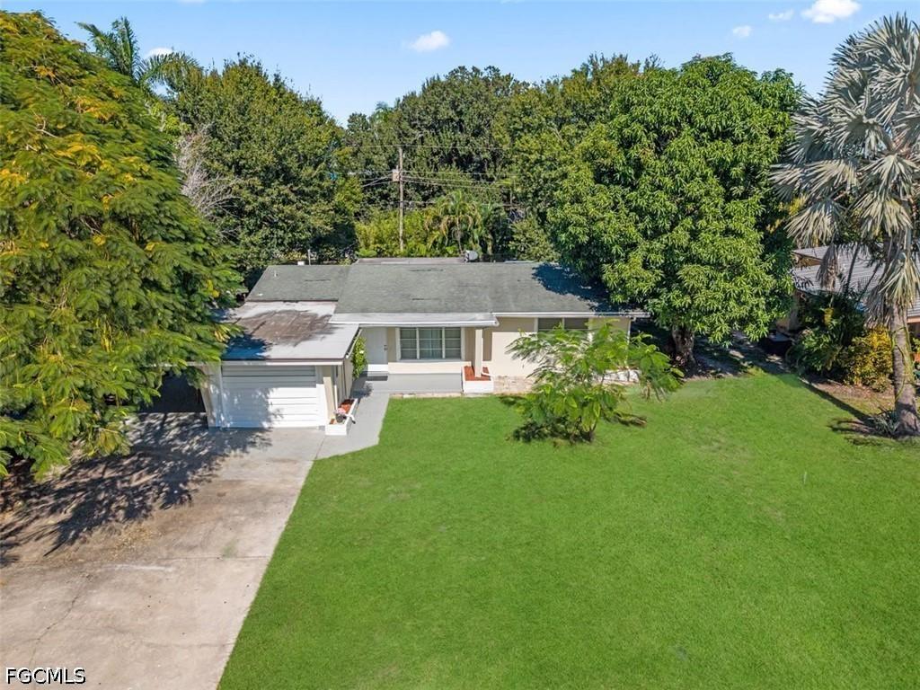 4051 Rainbow Dr., Fort Myers, FL 33916