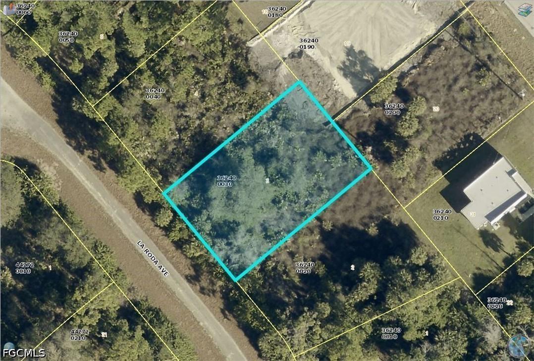 1880 La Roda Ave., Lehigh Acres, FL 33972