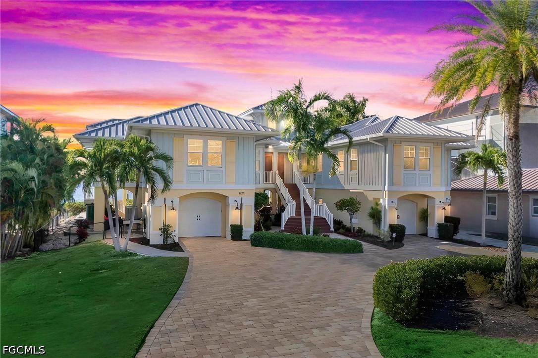 12271 Shoreview Dr., Matlacha, FL 33993