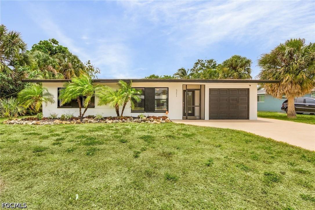 5251 Tower Dr., Cape Coral, FL 33904