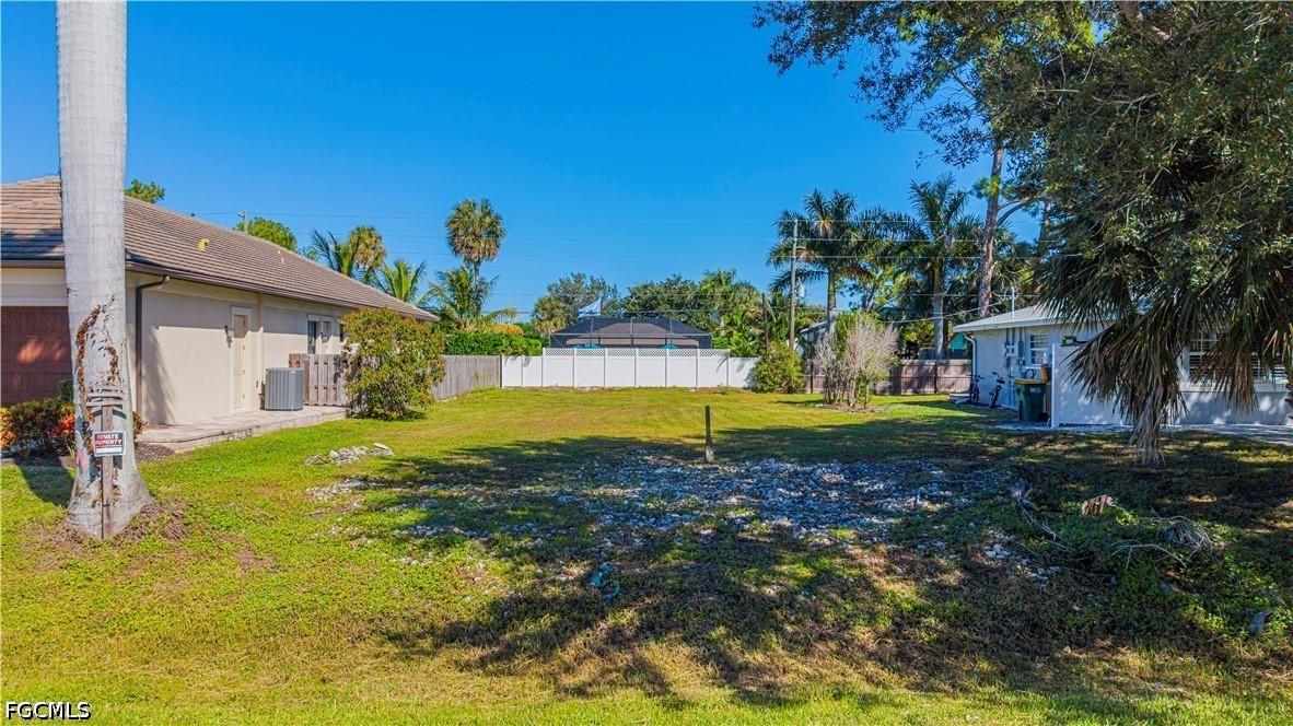 849 101st Ave., Naples, FL 34108