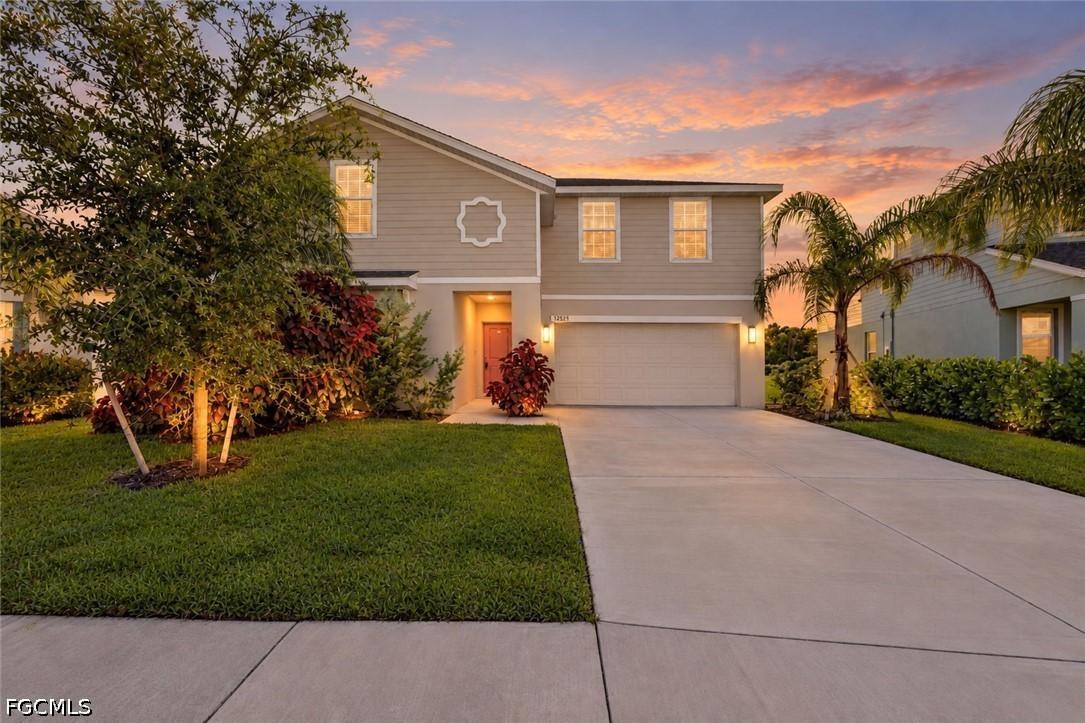 12421 Amber Waves Rd., Lehigh Acres, FL 33974