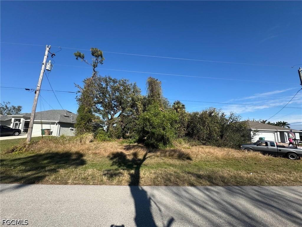 3453 NE 18th Pl., Cape Coral, FL 33909