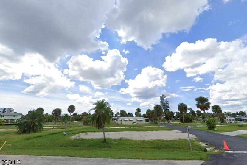 13621 Shoveler Dr., Fort Myers, FL 33908