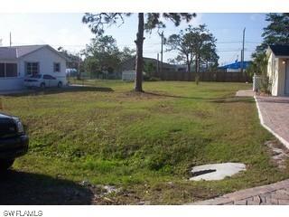 3056 Linwood Ave., Naples, FL 34112