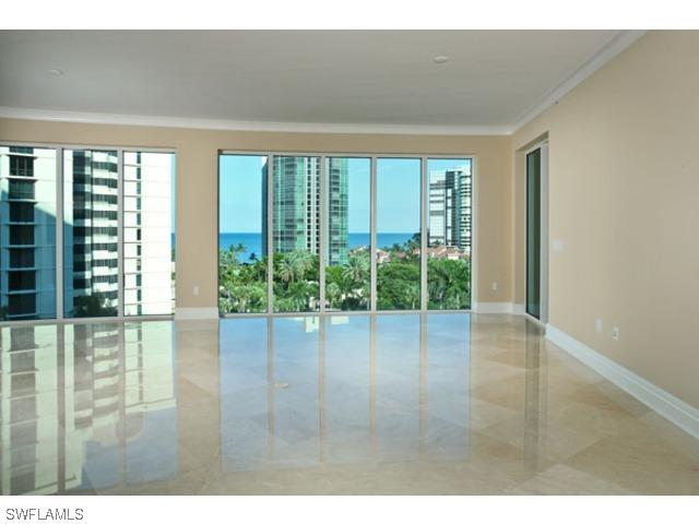 4501 Gulf Shore Blvd. #703, Naples, FL 34103