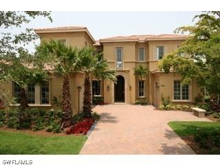 2071 Torino Way, Naples, FL 34105