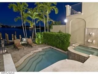 231 Harbour Dr., Naples, FL 34103