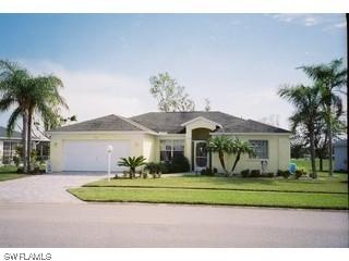 766 Charlemagne Blvd., Naples, FL 34112