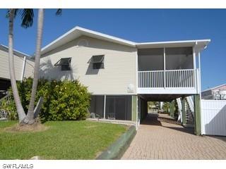 629 Palm Ave., Goodland, FL 34140