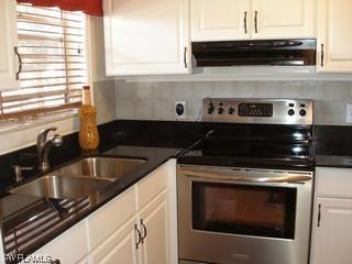 150 Turtle Lake Ct. #210, Naples, FL