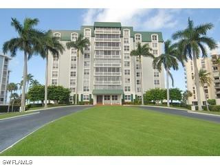 3003 Gulf Shore Blvd. #603, Naples, FL