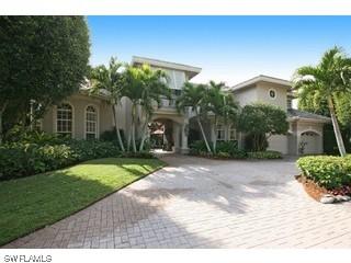 1069 Spanish Moss Tr., Naples, FL