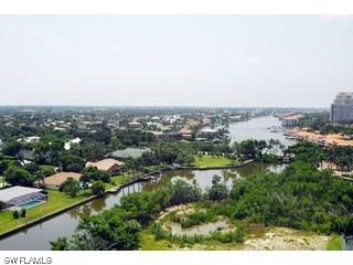 60 Seagate Dr. #1404, Naples, FL 34103