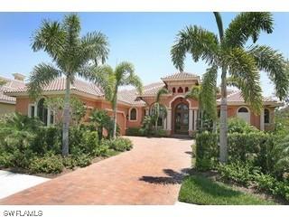 11868 Hedgestone Ct., Naples, FL 34120