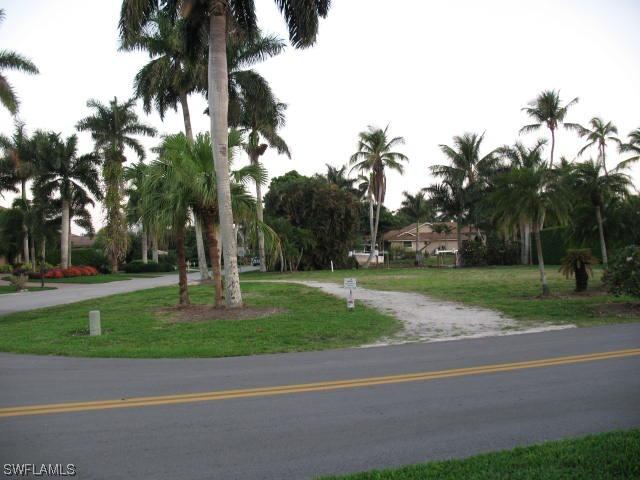 1801 Tarpon Rd., Naples, FL 34102