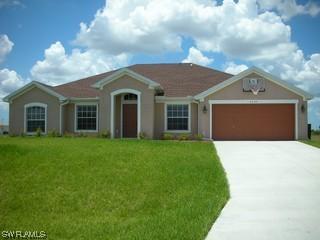 2530 2nd Ave., Cape Coral, FL 33909
