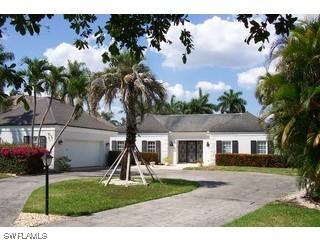 1055 Spyglass Ln., Naples, FL 34102