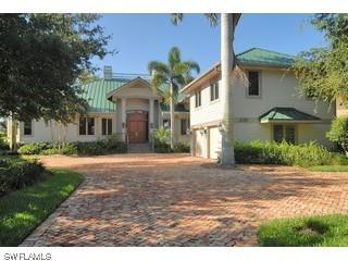 370 Bowline Bend, Naples, FL