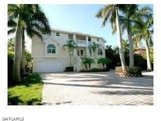 3705 West Gulf Drive, Sanibel, FL 33957