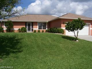 20540 Groveline Ct., Estero, FL