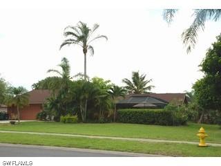 2404 Pinewoods Cir. #13, Naples, FL