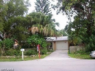 5326 Warren St., Naples, FL