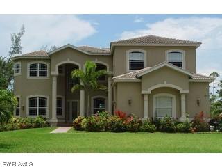 2072 Longboat Dr., Naples, FL