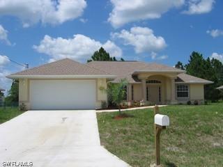 1023 Plymouth St., Lehigh Acres, FL 33974