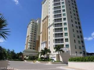 295 Grande Way #905, Naples, FL 34110
