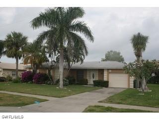 1270 Bluebird Ave., Marco Island, FL