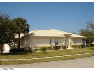 1053 Marblehead Dr. #4, Naples, FL