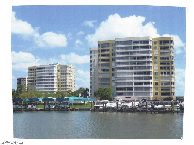 21 Bluebill Ave. #704, Naples, FL