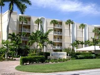 400 Park Shore Dr., Naples, FL 34103