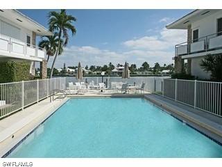 2500 Gulf Shore Blvd., Naples, FL