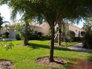8594 Gleneagle Way, Naples, FL 34120