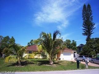 2811 47th Ter., Naples, FL