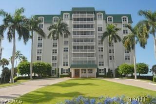 3003 Gulf Shore Blvd. #702, Naples, FL