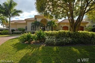 693 Jamestown Ln., Naples, FL 34108